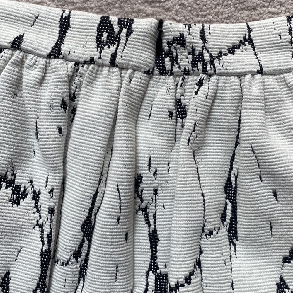 Aqua white & black a-line mini  skirt. - Picture 5 of 9